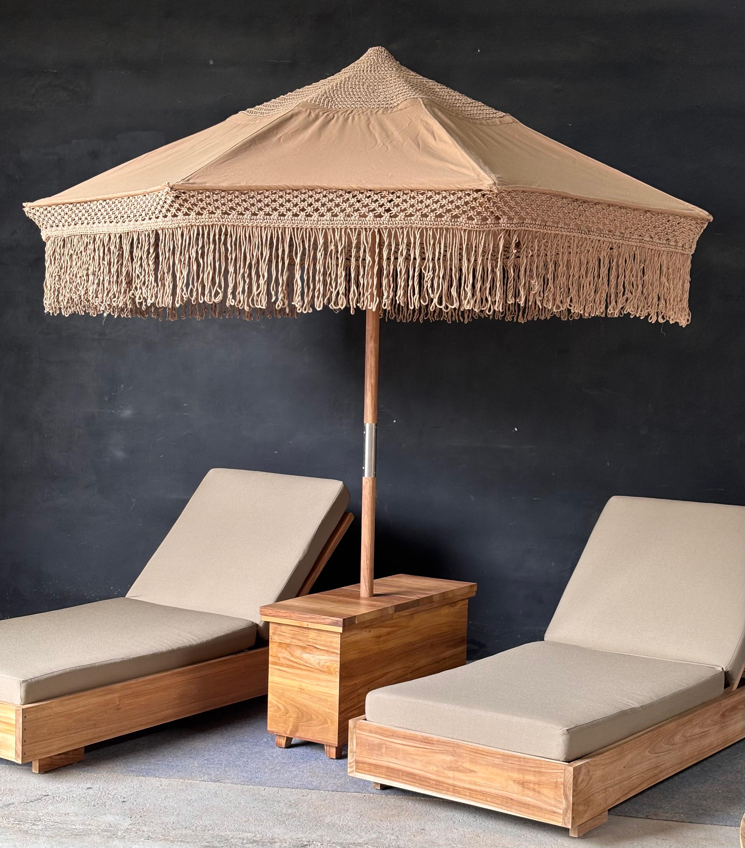 Pool Lounger