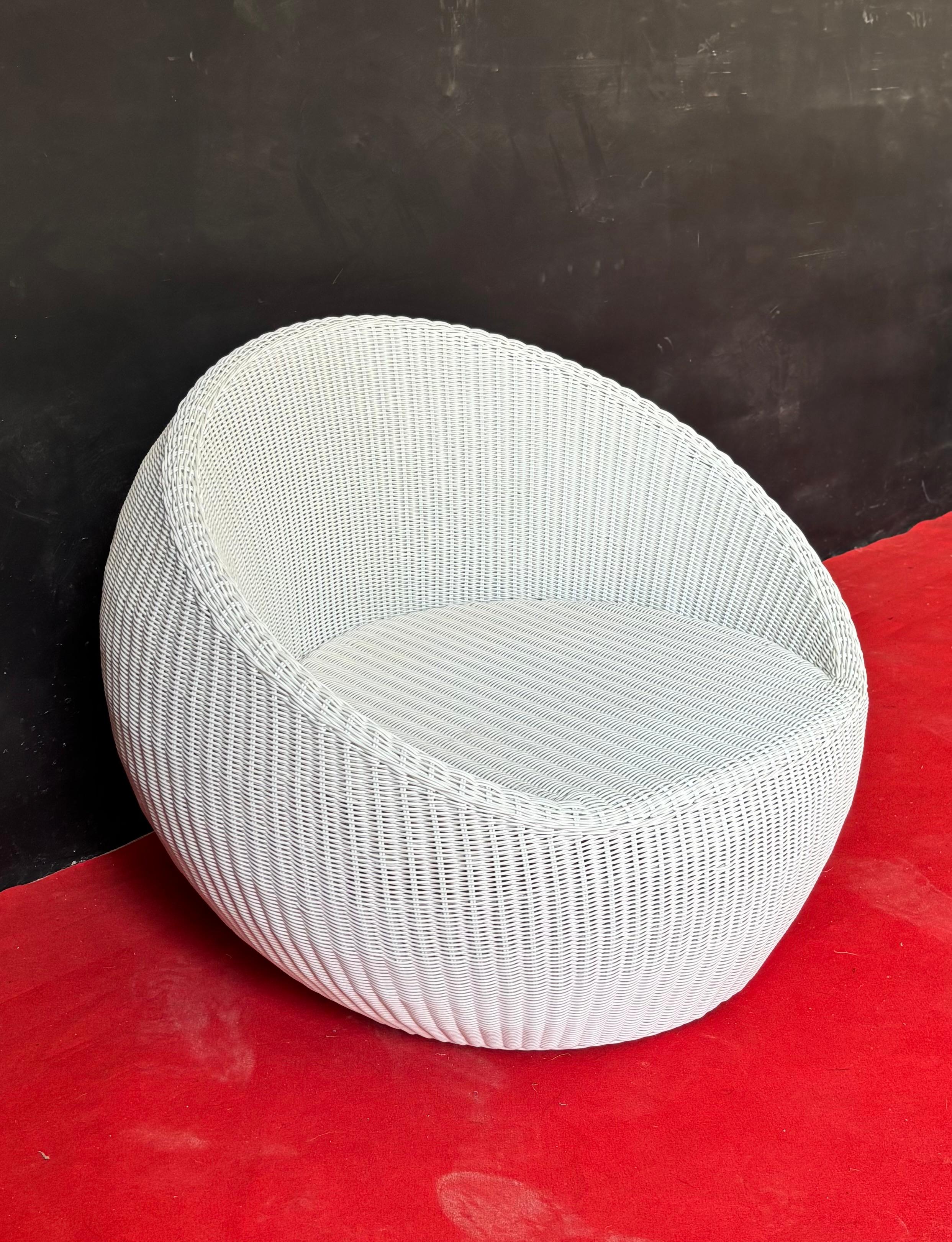 Outdoor Lounge Chair