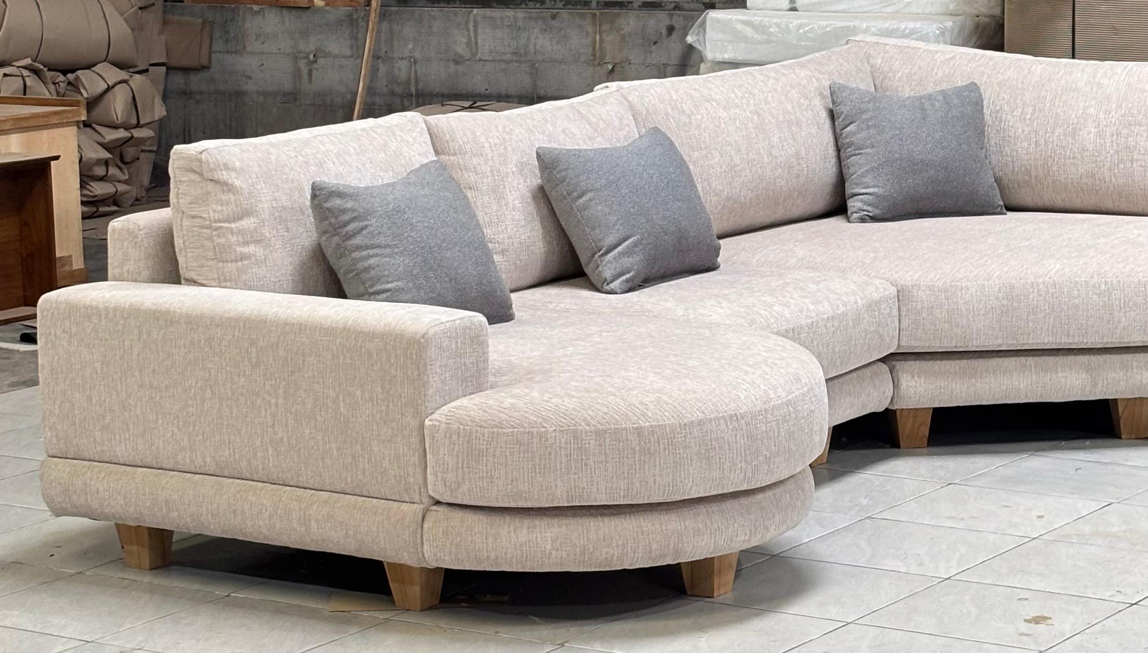 SS-05 - U Shape Sectional Sofa with Wooden Base Legs