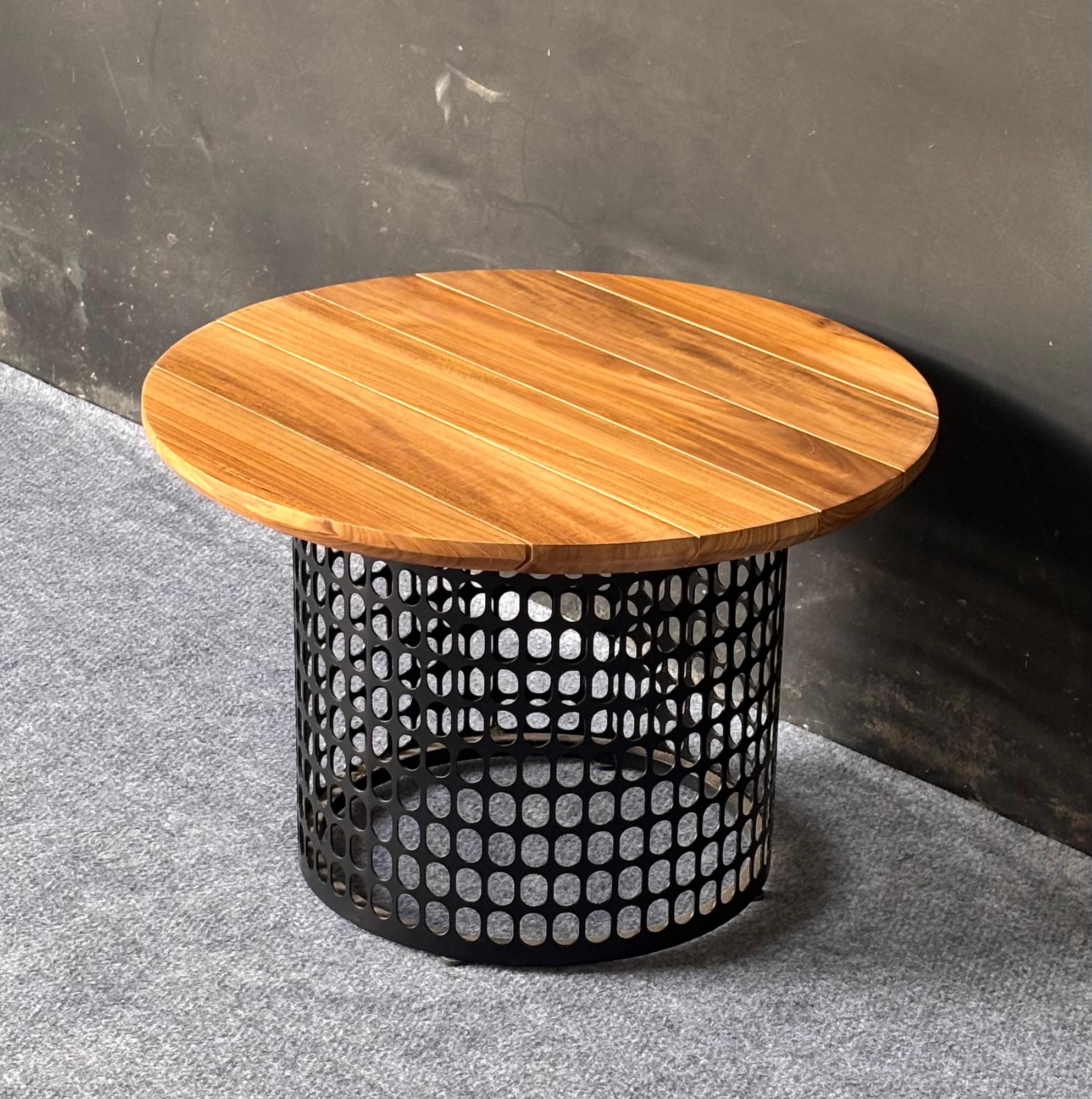 CT-07 - Round Wooden Coffee Table with Iron Base